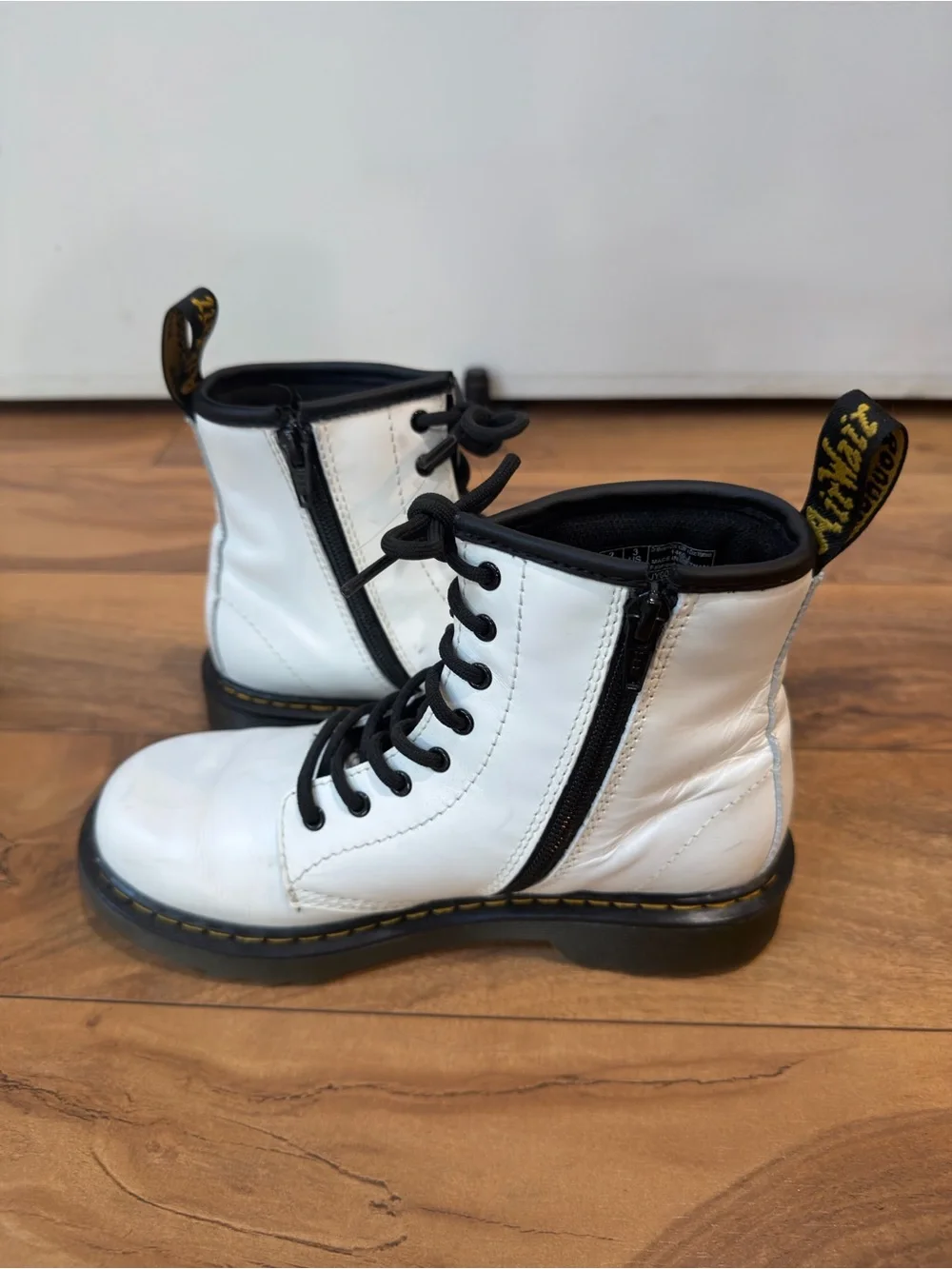 Dr Doc Martens 1460J Combat Boots Youth Size 3 US White Leather Lace Up Side Zip